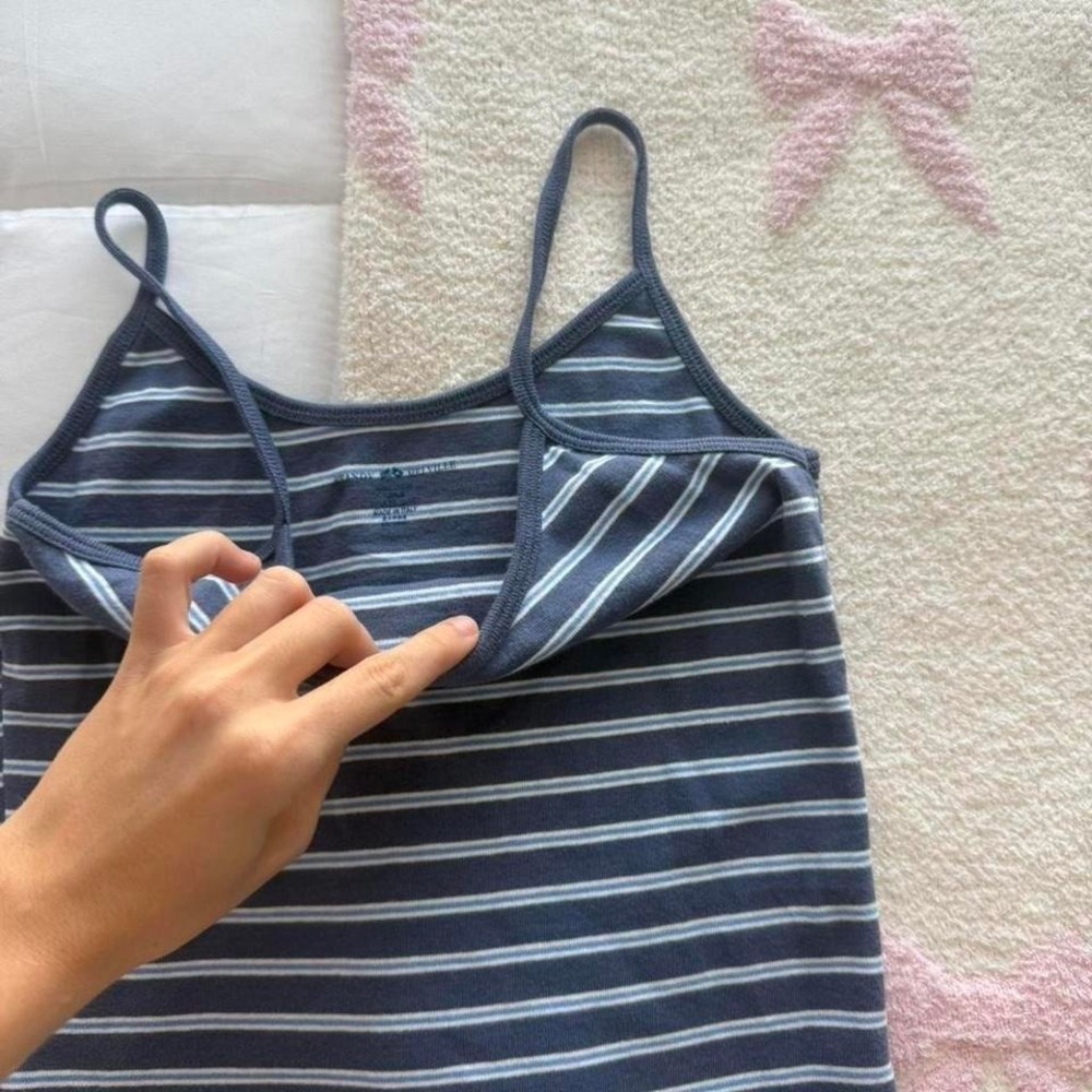 navy blue and sky blue brandy melville tank top - Picture 3 of 3